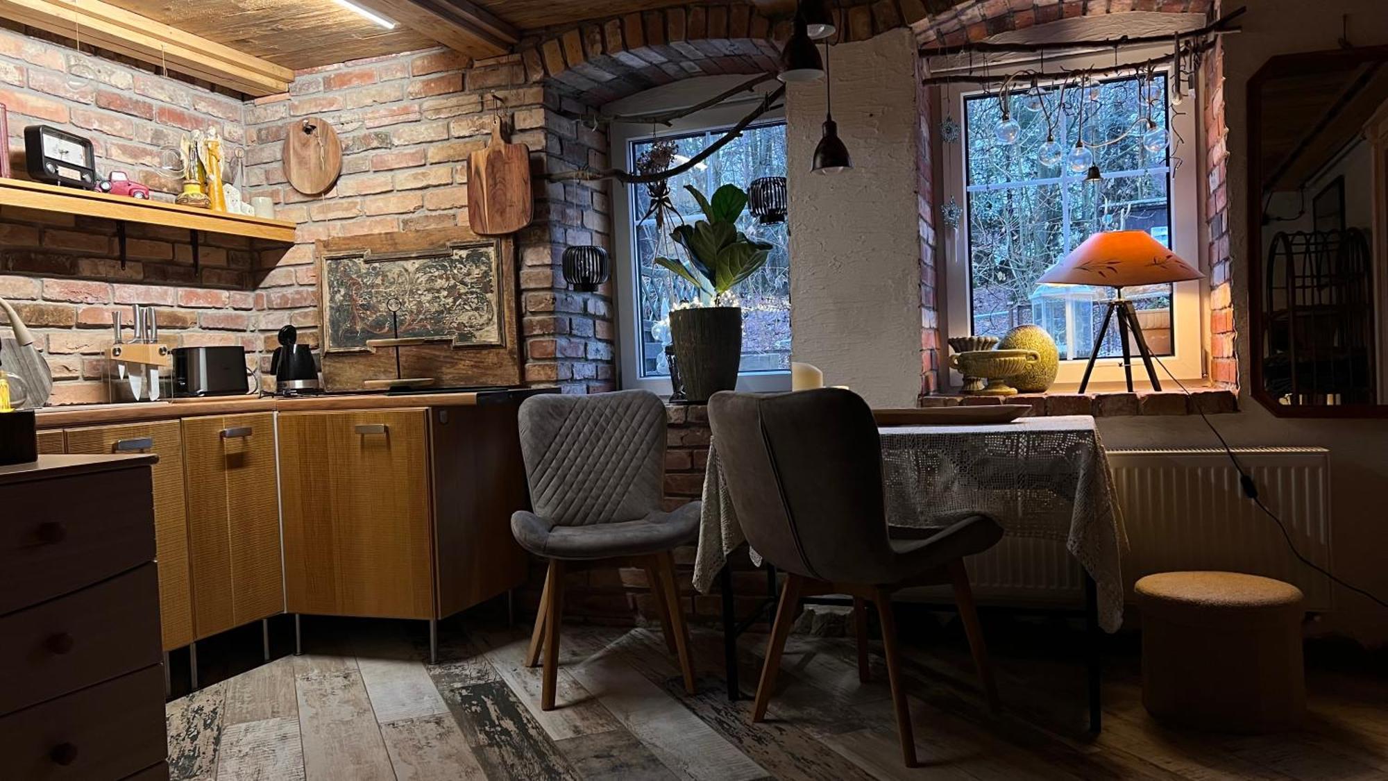 3 Pory Roku Apartment Komarno