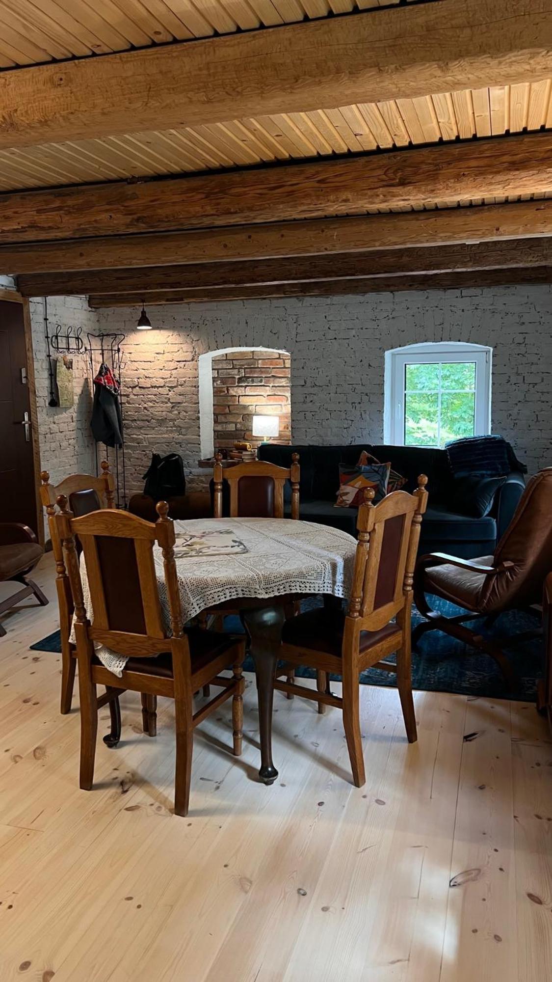 3 Pory Roku Apartment Komarno